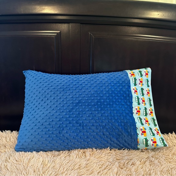 Camper Jeeps Blue Textured Minky Dot Pillowcase standard size - Picture 2 of 3